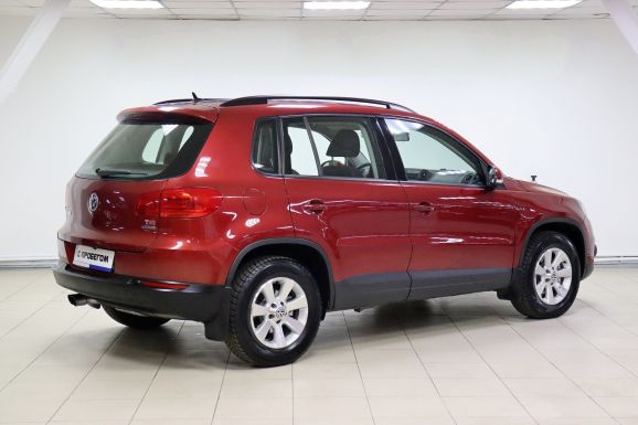 Volkswagen Tiguan, 1.4 л, Робот, 2013 фото 6