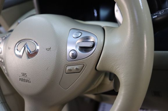 Infiniti FX, 3.7 л, АТ, 2011 фото 18