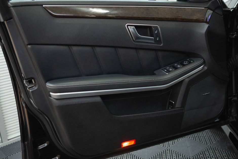 Mercedes-Benz E-Класс, 1.8 л, АТ, 2011 фото 16