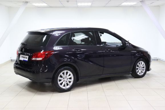 Mercedes-Benz B-Класс, 1.6 л, Робот, 2017 фото 4