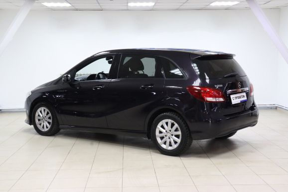Mercedes-Benz B-Класс, 1.6 л, Робот, 2017 фото 6