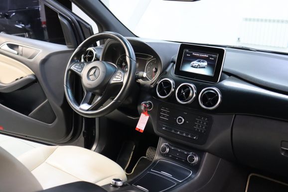 Mercedes-Benz B-Класс, 1.6 л, Робот, 2017 фото 8