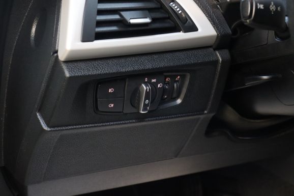 BMW 1 серии, 1.6 л, АТ, 2015 фото 15