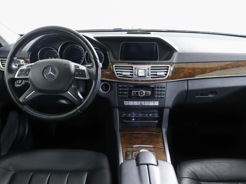 Mercedes-Benz E-Класс, 3.5 л, АТ, 2015 фото 8