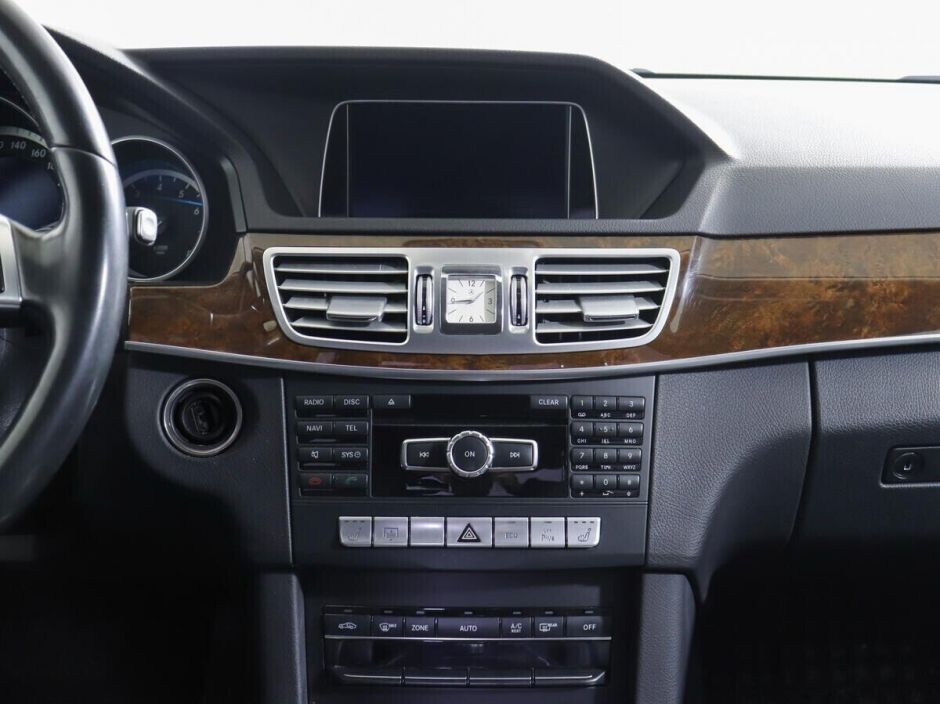 Mercedes-Benz E-Класс, 3.5 л, АТ, 2015 фото 9
