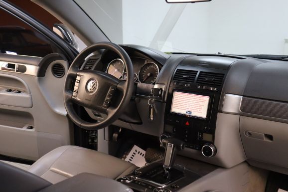 Volkswagen Touareg, 3.0 л, АТ, 2008 фото 7