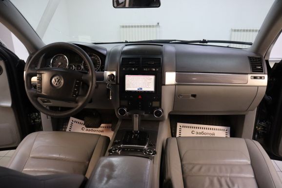 Volkswagen Touareg, 3.0 л, АТ, 2008 фото 16