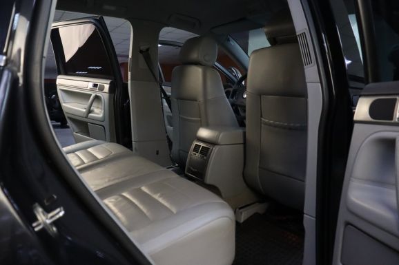 Volkswagen Touareg, 3.0 л, АТ, 2008 фото 1