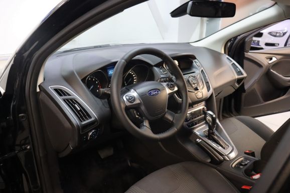Ford Focus, 2.0 л, Робот, 2014 фото 9