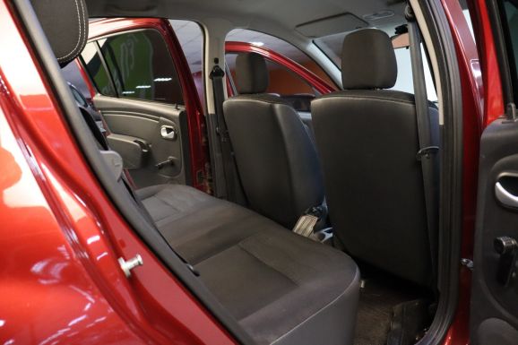 Renault Sandero, 1.6 л, АТ, 2014 фото 1