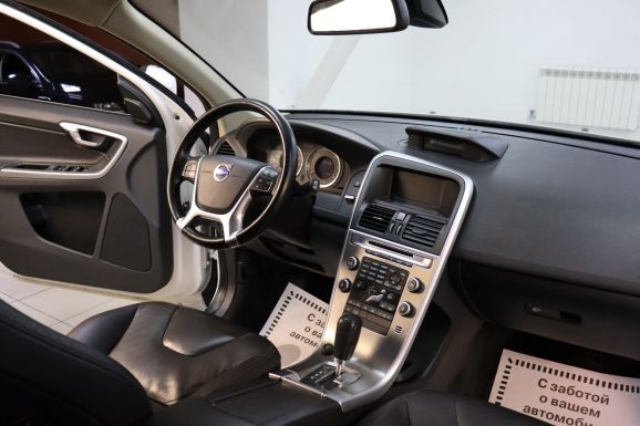 Volvo XC60, 2.4 л, АТ, 2013 фото 7