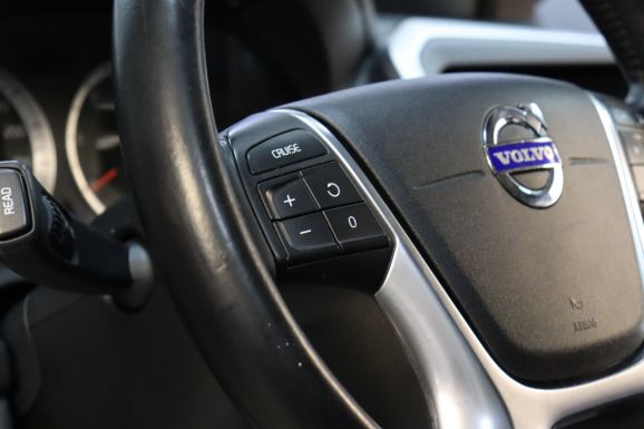 Volvo XC60, 2.4 л, АТ, 2013 фото 12