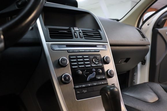 Volvo XC60, 2.4 л, АТ, 2013 фото 14