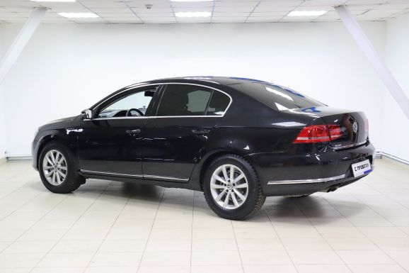 Volkswagen Passat, 1.8 л, Робот, 2013 фото 4