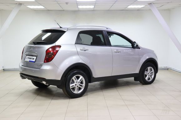 SsangYong Actyon, 2.0 л, АТ, 2012 фото 6