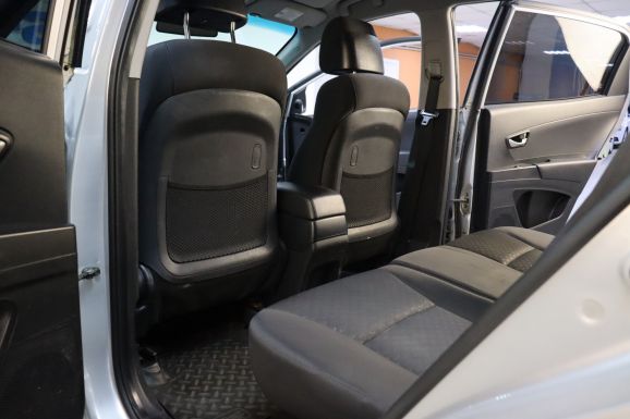 SsangYong Actyon, 2.0 л, АТ, 2012 фото 13