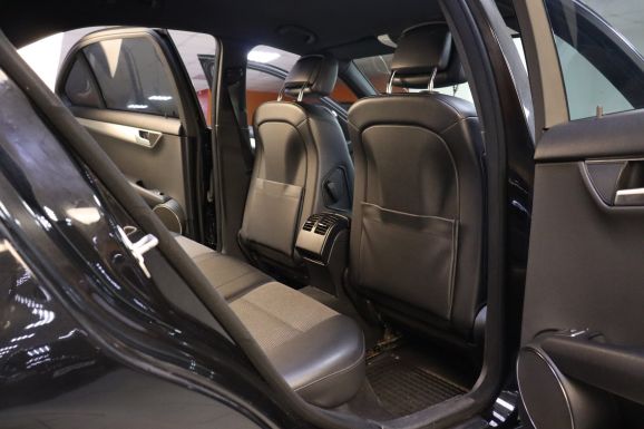 Mercedes-Benz C-Класс, 1.8 л, АТ, 2012 фото 1