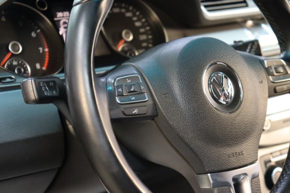 Volkswagen Passat, 1.8 л, Робот, 2011 фото 11