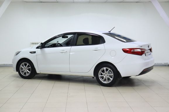 Kia Rio, 1.6 л, АТ, 2013 фото 4
