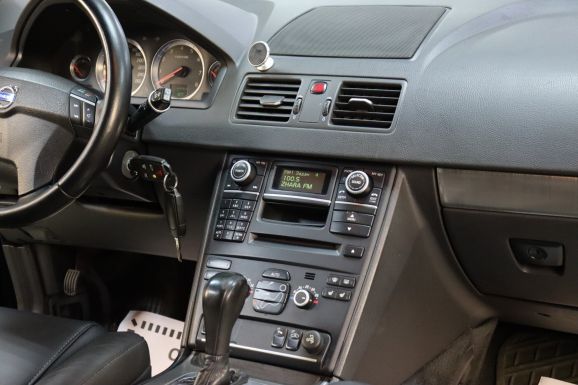 Volvo XC90, 2.5 л, АТ, 2012 фото 2