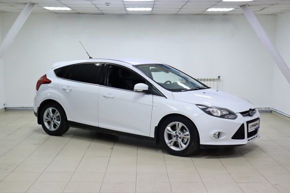 Ford Focus, 1.6 л, Робот, 2013 фото 5
