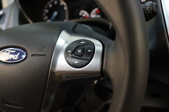 Ford Focus, 1.6 л, Робот, 2013 фото 9