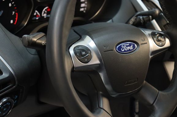 Ford Focus, 1.6 л, Робот, 2013 фото 2