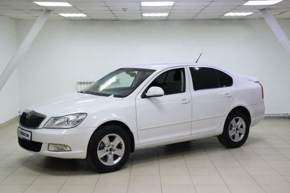 Skoda Octavia, 1.8 л, АТ, 2013 фото 3