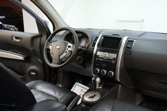 Nissan X-Trail, 2.5 л, Вариатор, 2013 фото 7