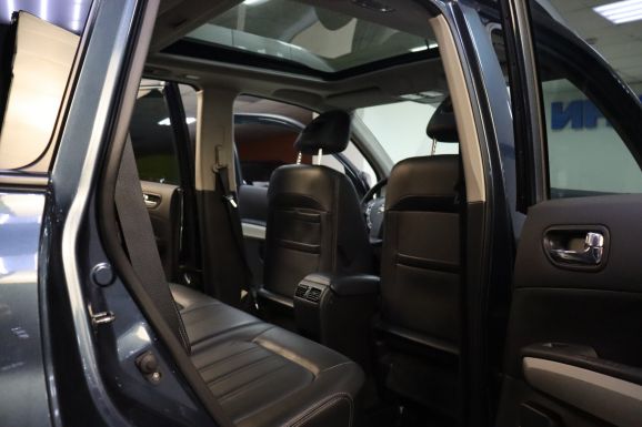 Nissan X-Trail, 2.5 л, Вариатор, 2013 фото 8