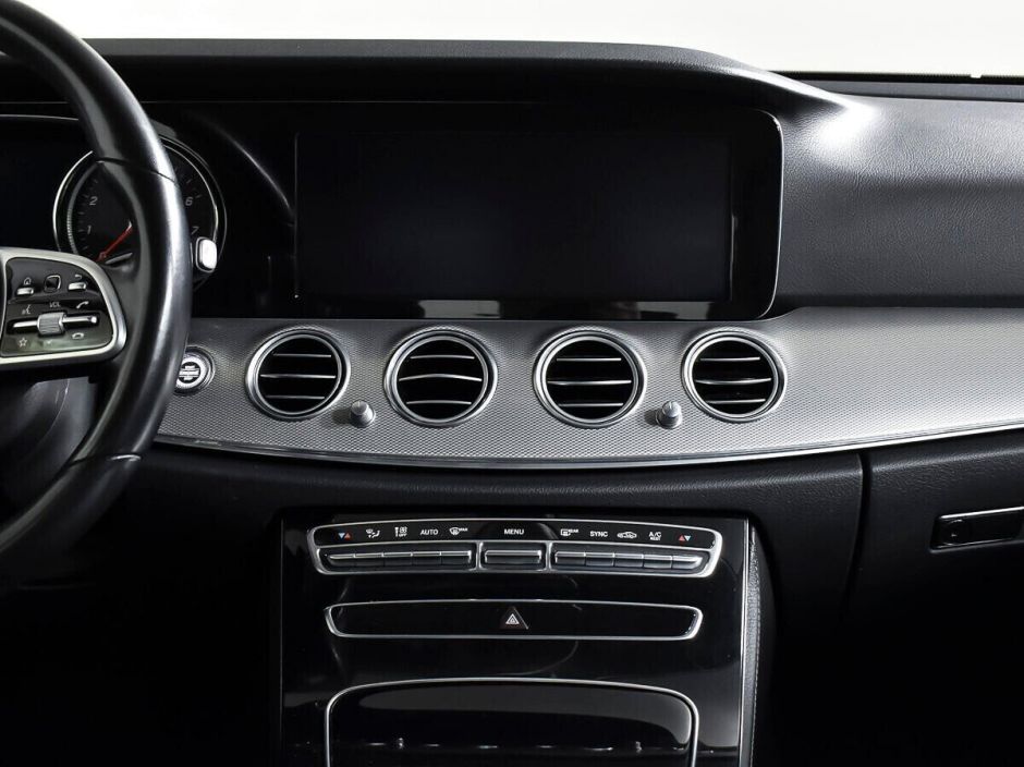 Mercedes-Benz E-Класс, 2.0 л, АТ, 2018 фото 11