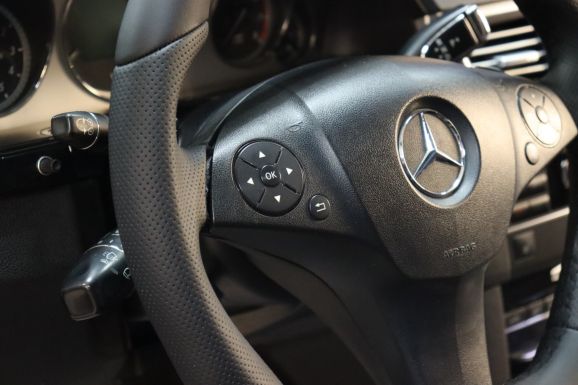 Mercedes-Benz E-Класс, 3.0 л, АТ, 2011 фото 12