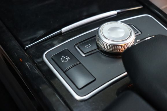 Mercedes-Benz E-Класс, 3.0 л, АТ, 2011 фото 16