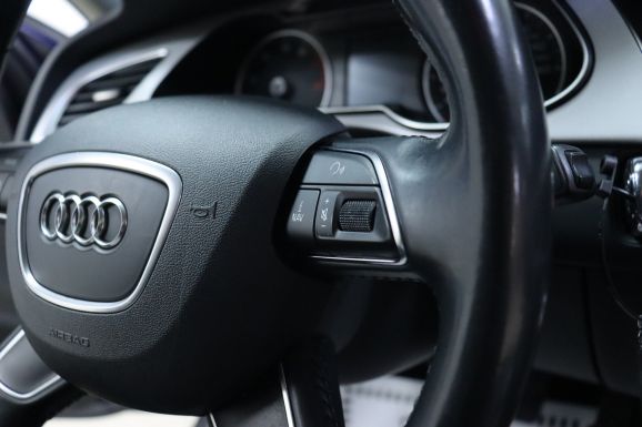 Audi A4, 1.8 л, Вариатор, 2015 фото 12