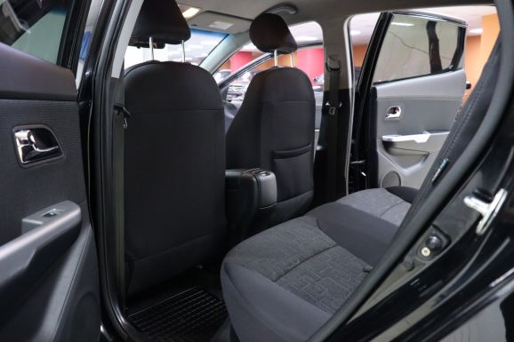 Kia Rio, 1.6 л, МТ, 2014 фото 1