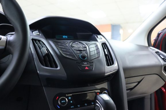 Ford Focus, 2.0 л, Робот, 2014 фото 7