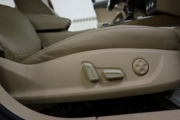 Audi A6, 2.8 л, Робот, 2011 фото 21