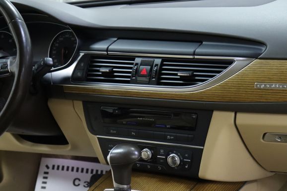 Audi A6, 2.8 л, Робот, 2011 фото 1