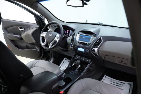 Hyundai ix35, 2.0 л, АТ, 2013 фото 8
