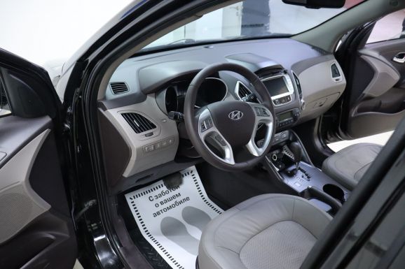 Hyundai ix35, 2.0 л, АТ, 2013 фото 11