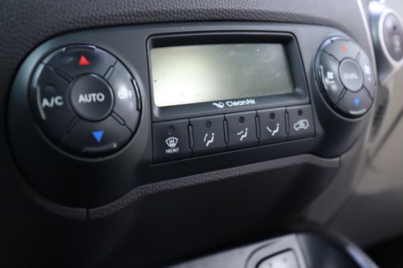 Hyundai ix35, 2.0 л, АТ, 2013 фото 12