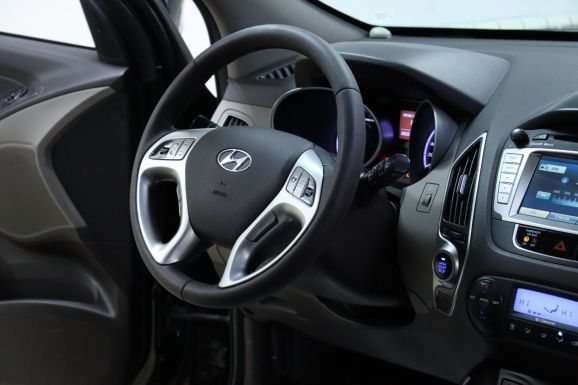Hyundai ix35, 2.0 л, АТ, 2013 фото 17