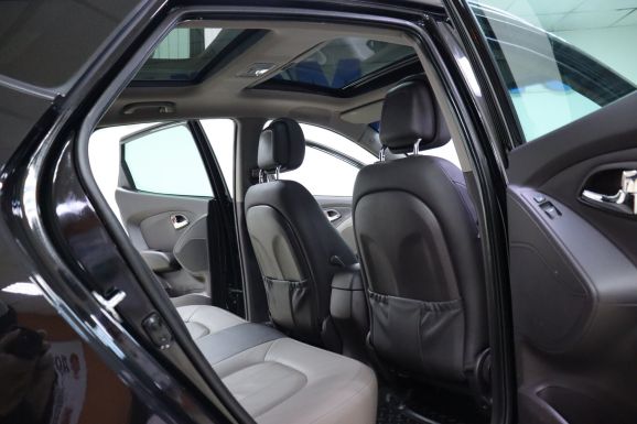 Hyundai ix35, 2.0 л, АТ, 2013 фото 1