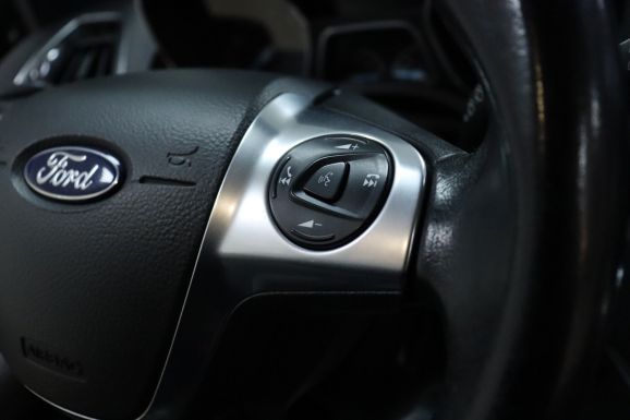 Ford Kuga, 1.6 л, АТ, 2015 фото 8