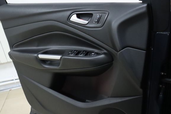 Ford Kuga, 1.6 л, АТ, 2015 фото 18