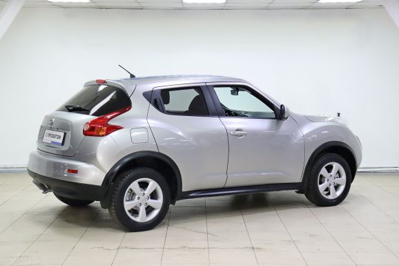 Nissan Juke, 1.6 л, Вариатор, 2014 фото 6