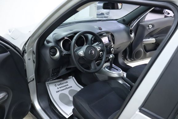 Nissan Juke, 1.6 л, Вариатор, 2014 фото 11