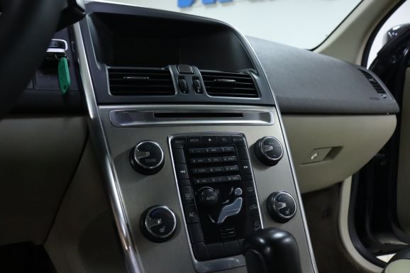 Volvo XC60, 2.4 л, АТ, 2013 фото 16