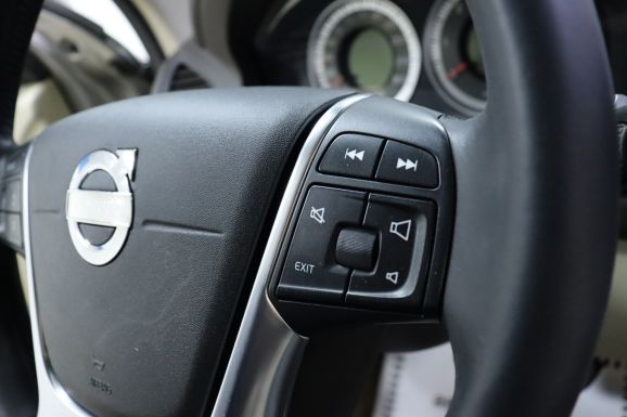 Volvo XC60, 2.4 л, АТ, 2013 фото 12