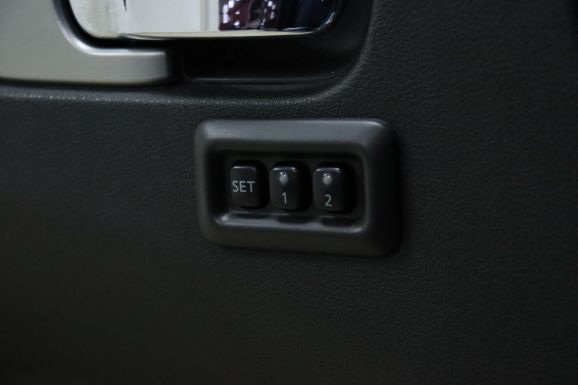 Nissan Pathfinder, 3.0 л, АТ, 2012 фото 12